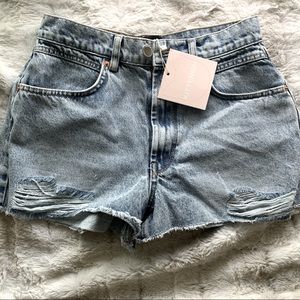 Brand new Kittenish white wash denim shorts